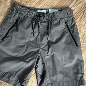 Jogger shorts , nwt, light brown 33 waist 7 inch inseam